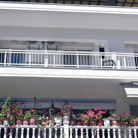 Giorgos-Fenia Apartments Паралия-Катерини Экстерьер фото