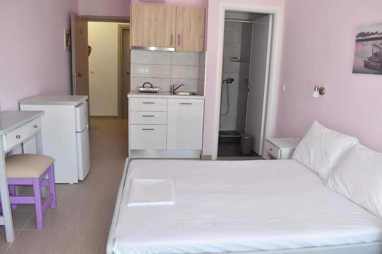 Giorgos-Fenia Apartments Паралия-Катерини Экстерьер фото